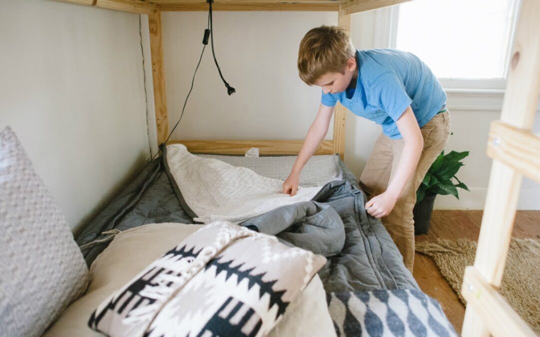 Finally, a Great Reason NOT to Make Your Bed in the Morning